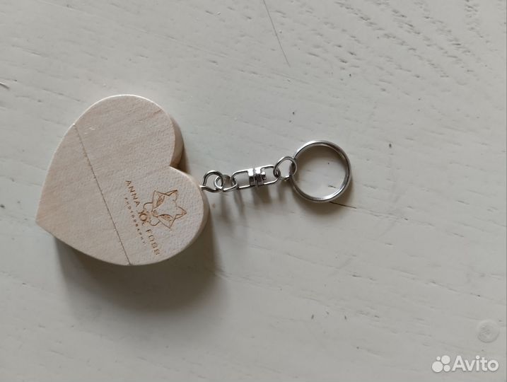 Брелок - USB флешка 4Гб, дерево, сердце