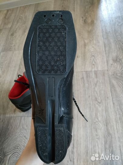 Лыжные ботинки классические 39