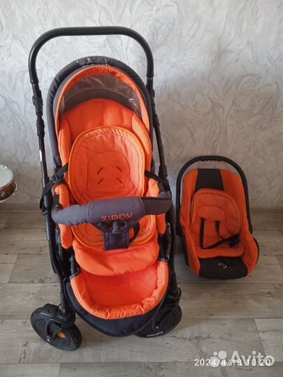 Коляска zippy 3 в 1