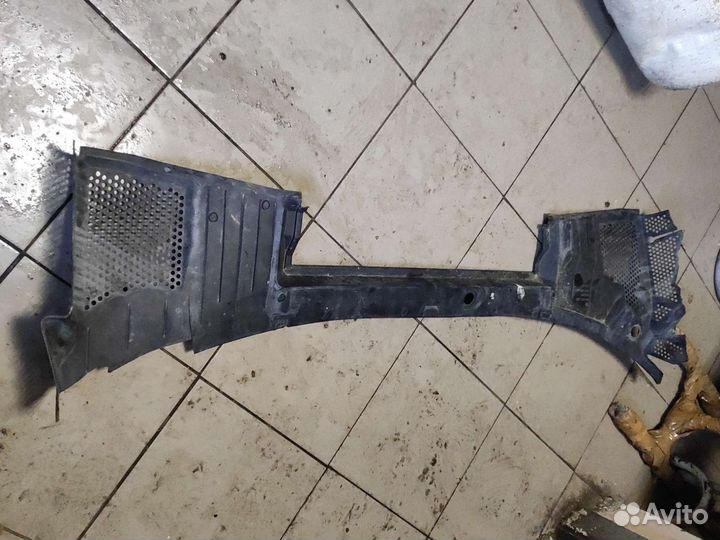 Жабо Opel Vectra B 90464416