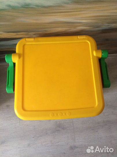 Детский стол для рисования