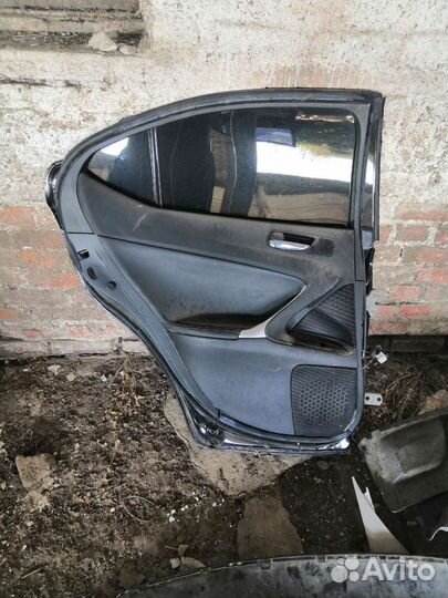Дверь задняя левая lexus iS 250 Лексус ис250