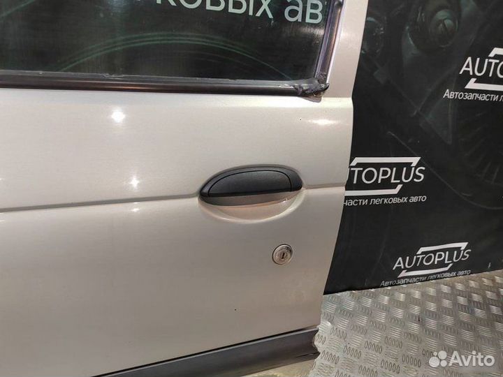 Дверь передняя левая Renault Megane 1 1.6