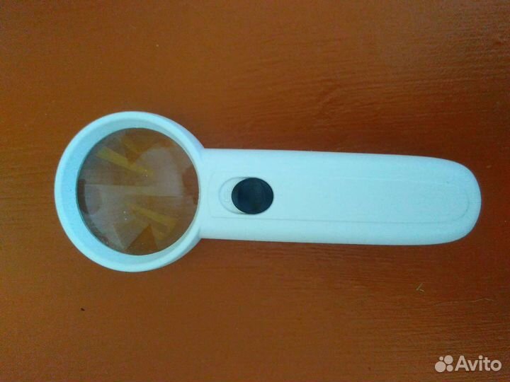 Лупа с подсветкой