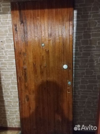 Досточки, дверь деревяная