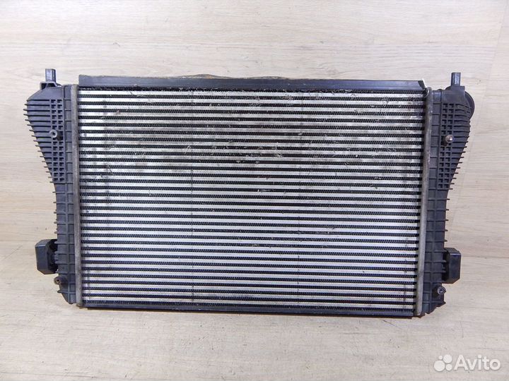 Интеркулер Skoda Octavia A5