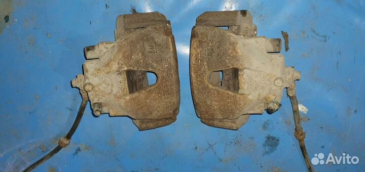 Опель Зафира B суппорт