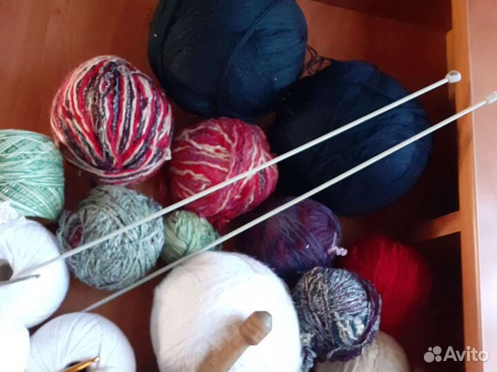 Спицы,веретено,нитки