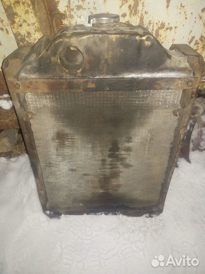Продам радиатор охлаждения мтз