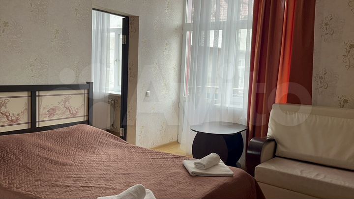 Комната 35 м², 2/4 эт.