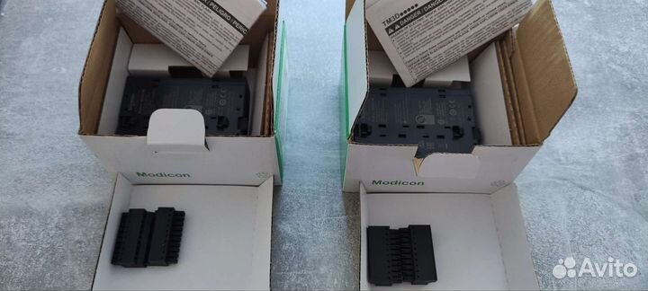 Tm3dq16r Модуль дискретного вывода Modicon TM3