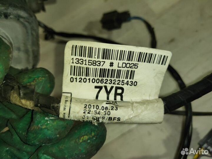 Проводка двери передняя левая Opel Astra J 2010
