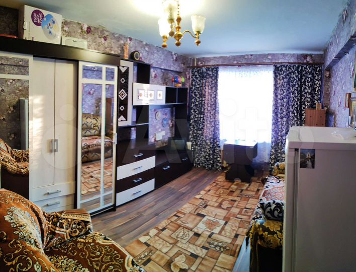 Комната 17 м² в 4-к., 1/9 эт.