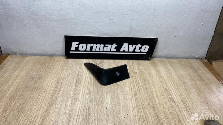 Брызговик Задний Правый Hyundai Sonata 6 YF