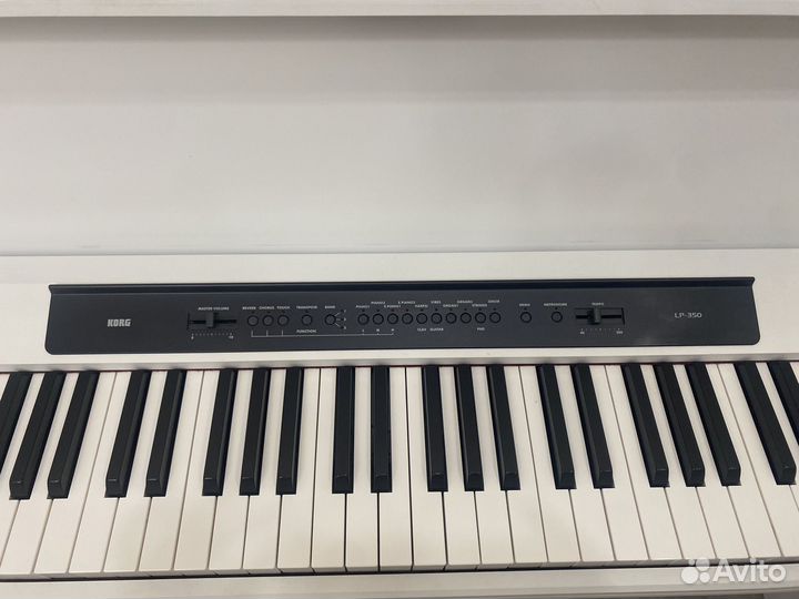 Цифровое пианино korg lp 350