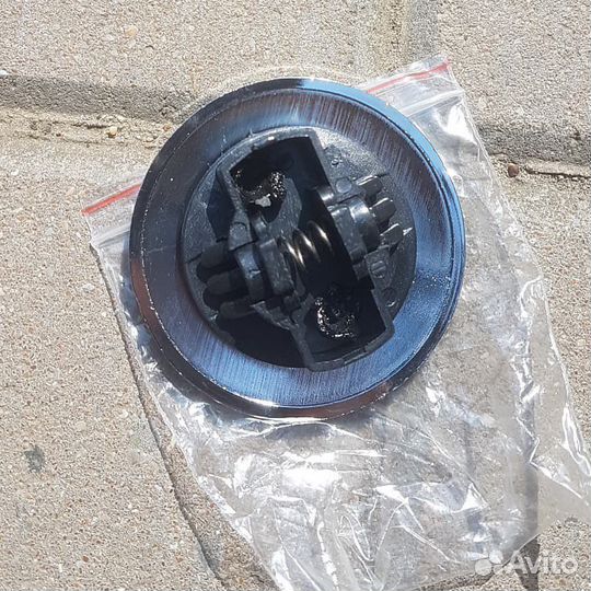 Значок капота на Mercedes 57мм новый