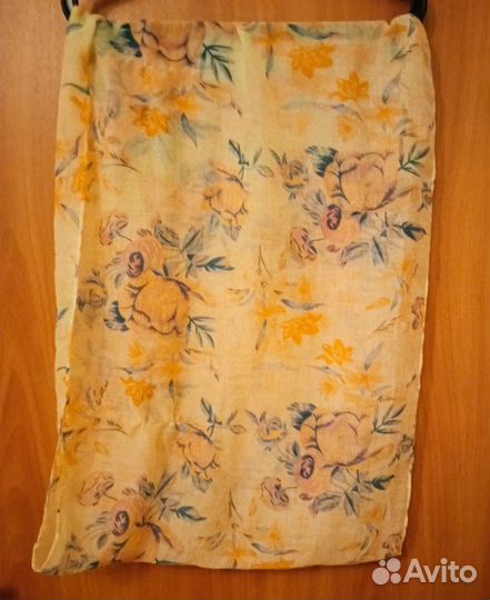 Тонкие летне-осенние шарфы и снуды