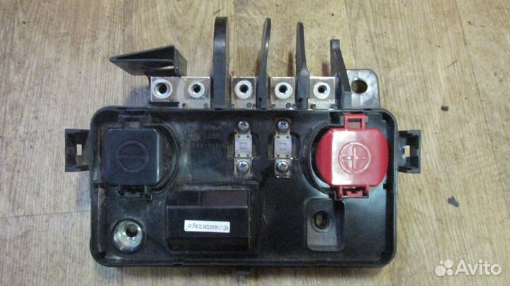 Блок клеммы (Hyundai Equus)