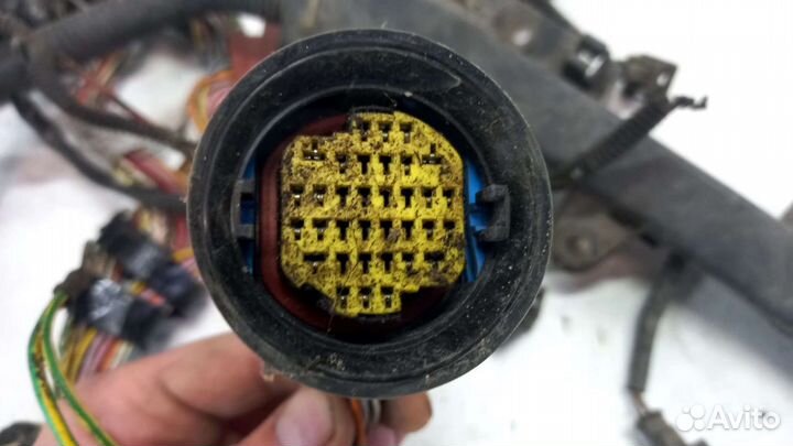 Проводка двигателя Peugeot 607