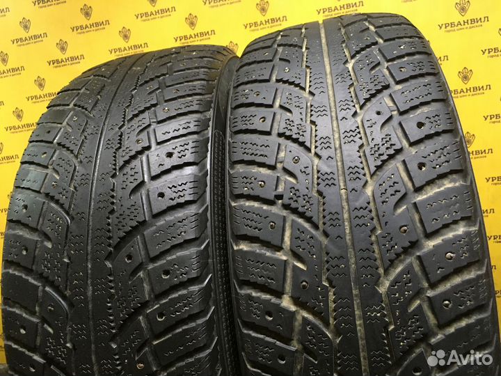 Kumho I'Zen RV Stud KC16 225/65 R17 106T
