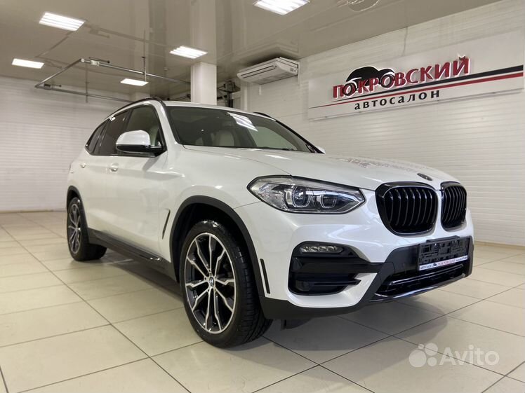 Обновленный BMW X3: фото без камуфляжа