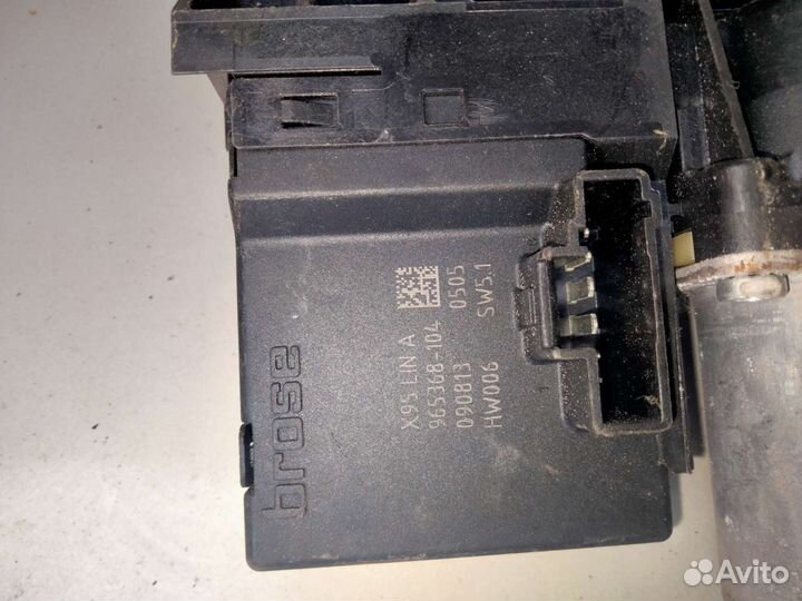 Моторчик стеклоподъёмника передний правый Меган 2