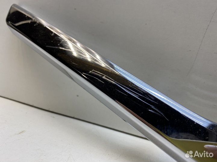 Молдинг переднего бампера правый Mitsubishi Eclips