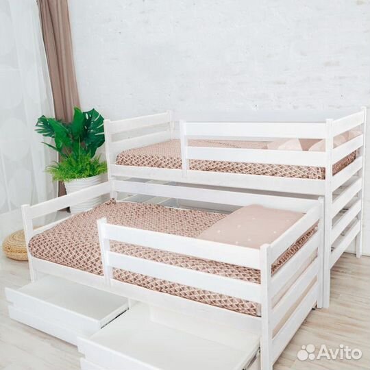 Кроватка из натурального дерева от 2х лет матрешка