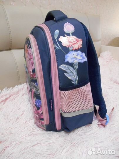 Рюкзак школьный