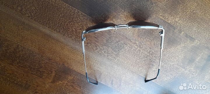 Солнцезащитные очки