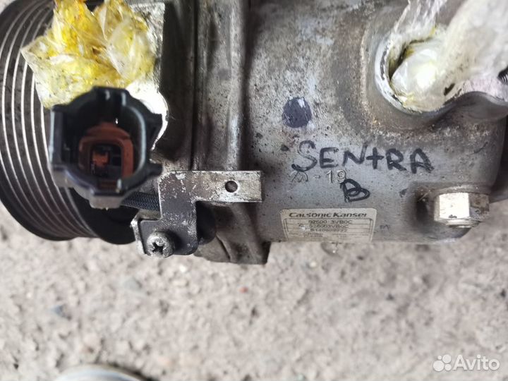 Компрессор кондиционера дефект Nissan Sentra B17