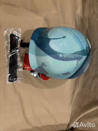 Шлем горнолыжный