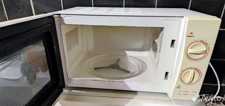 Микроволновка свч-печь Supra MWS-1806MW Рабочая