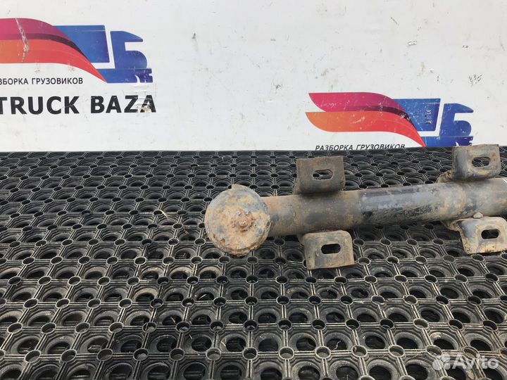 Кронштейн подножки Iveco Stralis