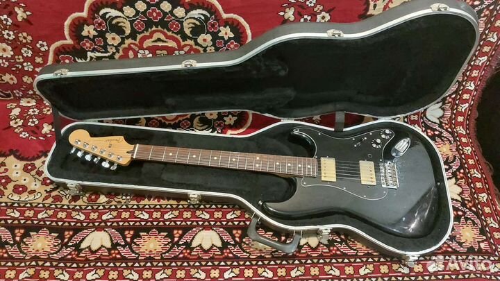 Fender stratocaster HH Mexico 2012