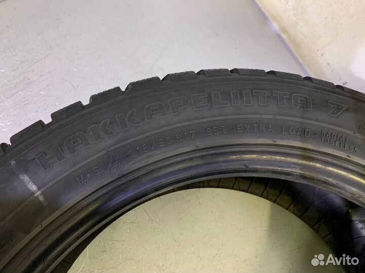 Nokian Tyres Hakkapeliitta 7 215/50 R17