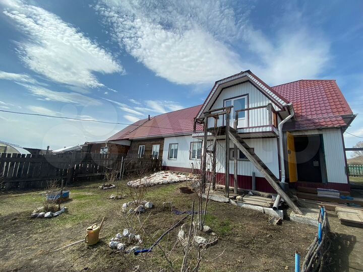 Дом 76 м² на участке 1,32 га