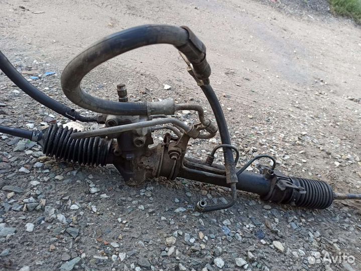 Рулевая рейка Toyota Sprinter Corolla