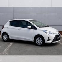 Toyota Vitz 1.0 CVT, 2019, 61 181 км, с пробегом, цена 1 190 000 руб.