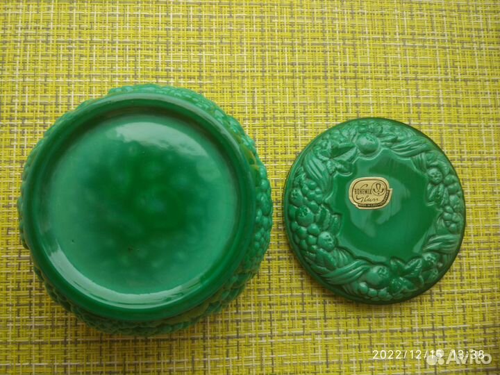 Шкатулки и пепельницы