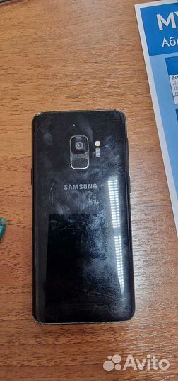 Samsung Galaxy S9, 4/64 ГБ
