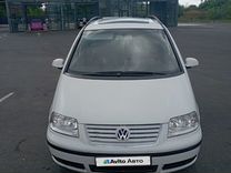 Volkswagen Sharan 2.0 MT, 2008, 220 000 км, с пробегом, цена 1 050 000 руб.