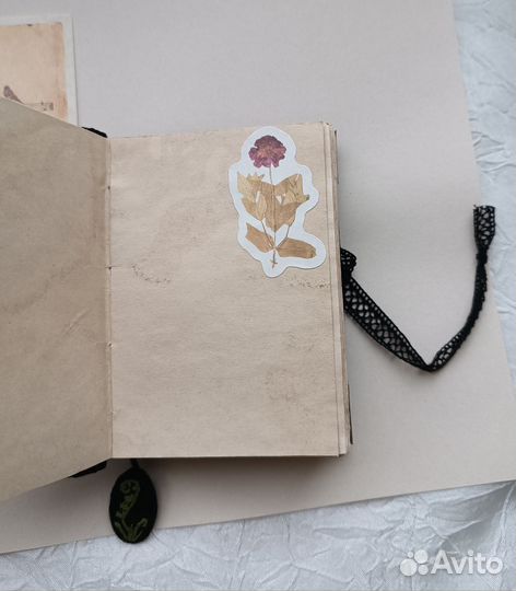 Блокнот ручной работы с вышивкой