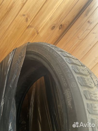 Nokian Tyres Hakkapeliitta 9 255/35 R19 96T