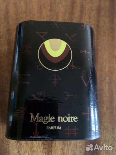 Упаковка и флакон духи Magie noire Parfum