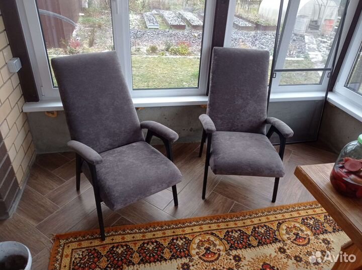 Перетяжка мягкой мебели