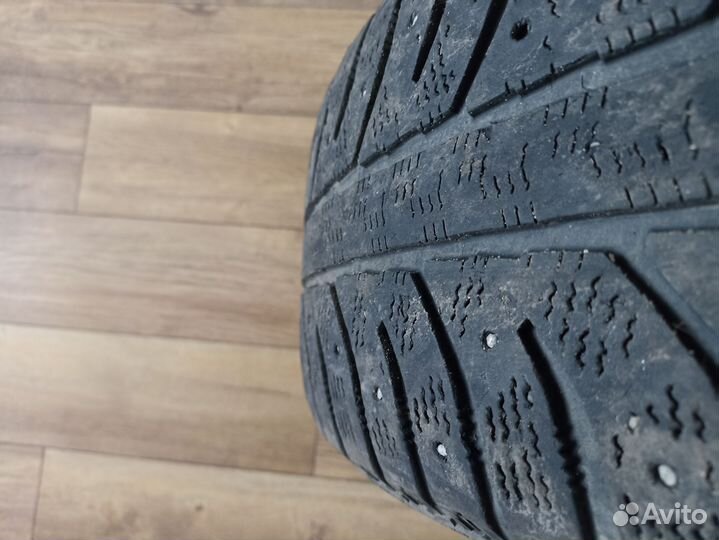 Bridgestone Ice Cruiser 7000 225/65 R17 106T