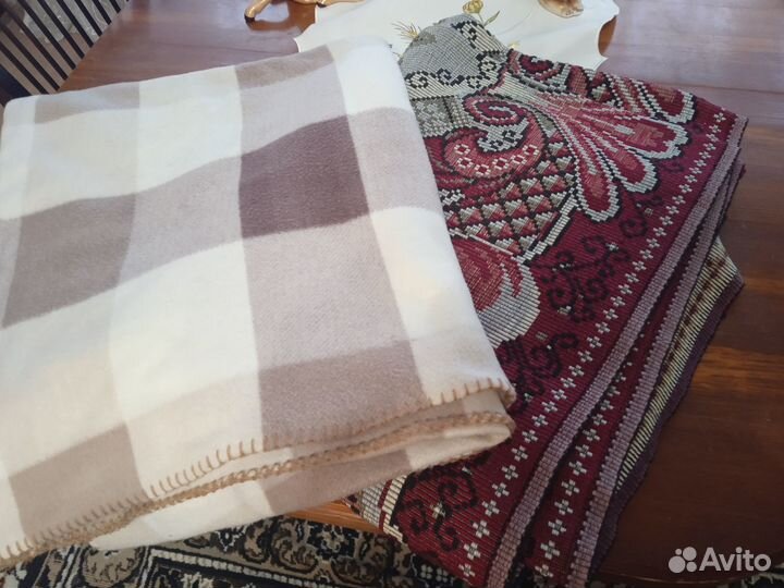 Покрывало - 2 штуки