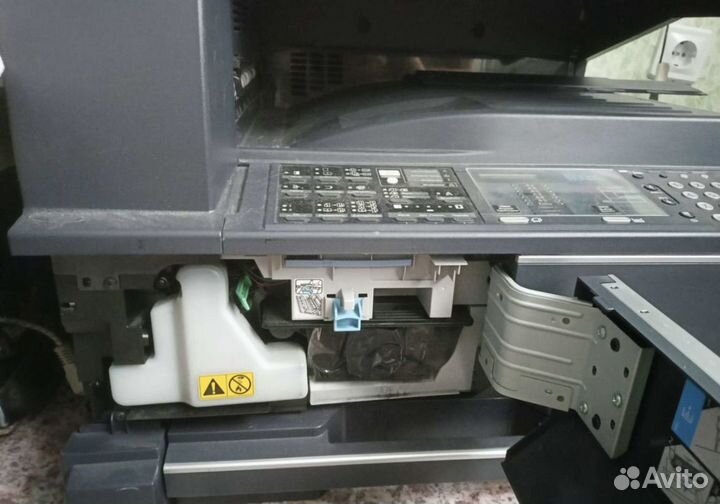 Принтер лазерный бу