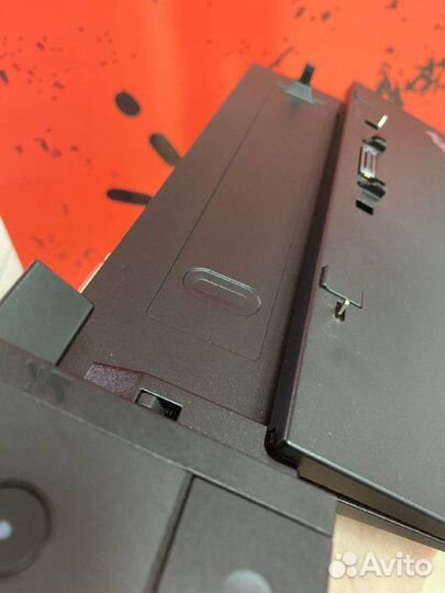 Докстанция есть еще Lenovo ThinkPad Ultra Dock